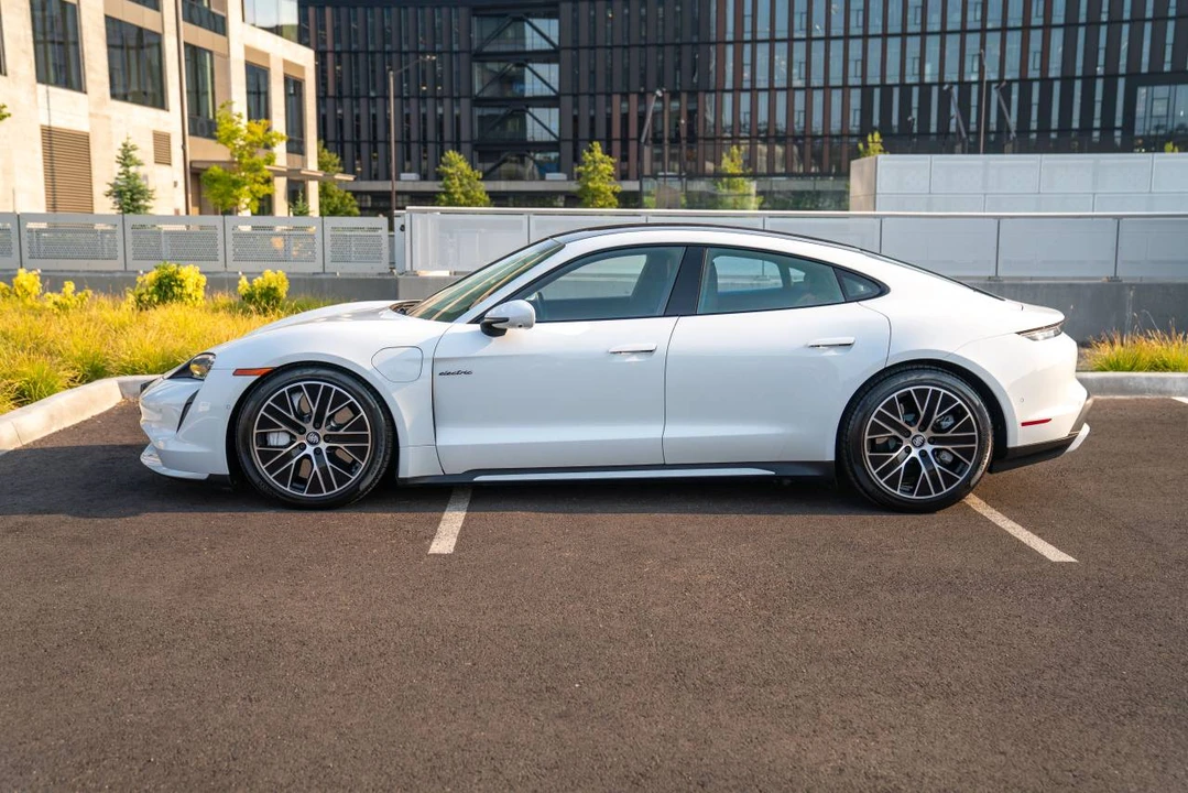 2020 Porsche Taycan Turbo - Image 2 of 5