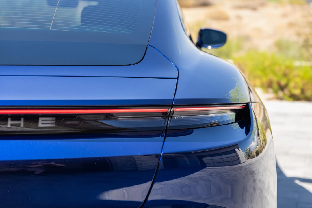 2020 Porsche Taycan Turbo - Image 20 of 31