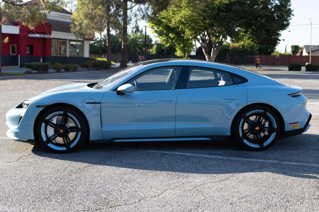 2020 Porsche Taycan Turbo - Image 11 of 31