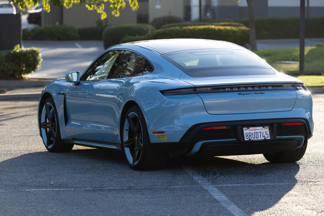 2020 Porsche Taycan Turbo - Image 14 of 31