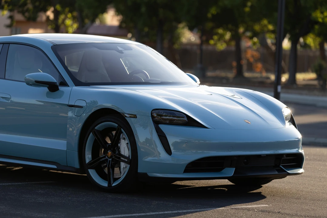 2020 Porsche Taycan Turbo - Image 18 of 31
