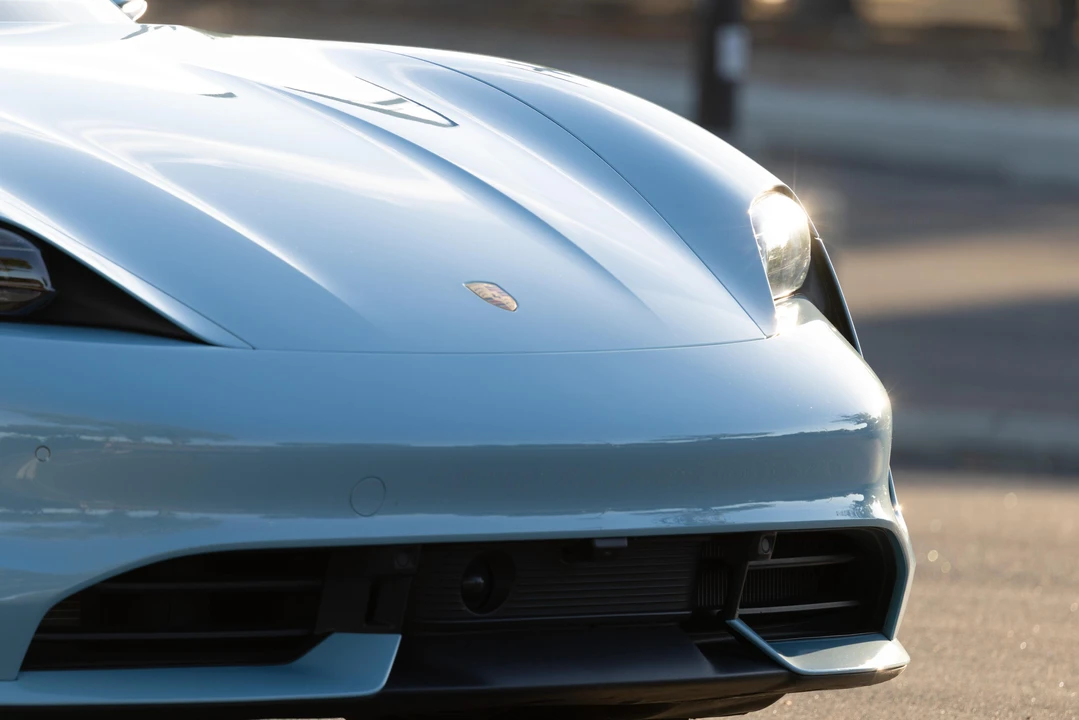 2020 Porsche Taycan Turbo - Image 20 of 31
