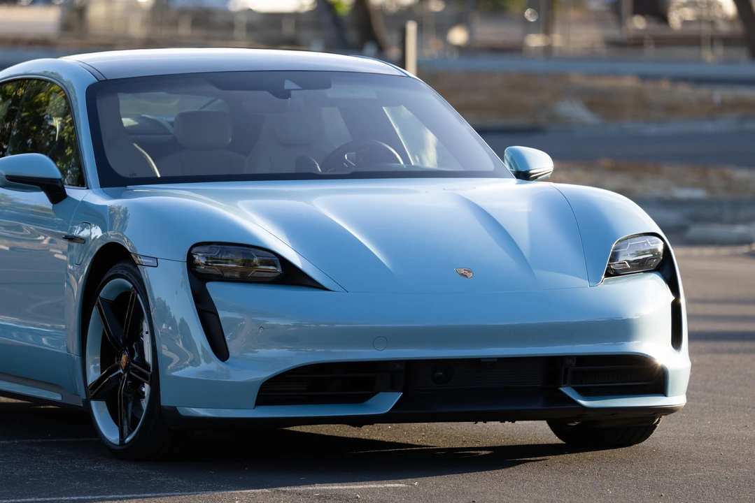 2020 Porsche Taycan Turbo - Image 21 of 31