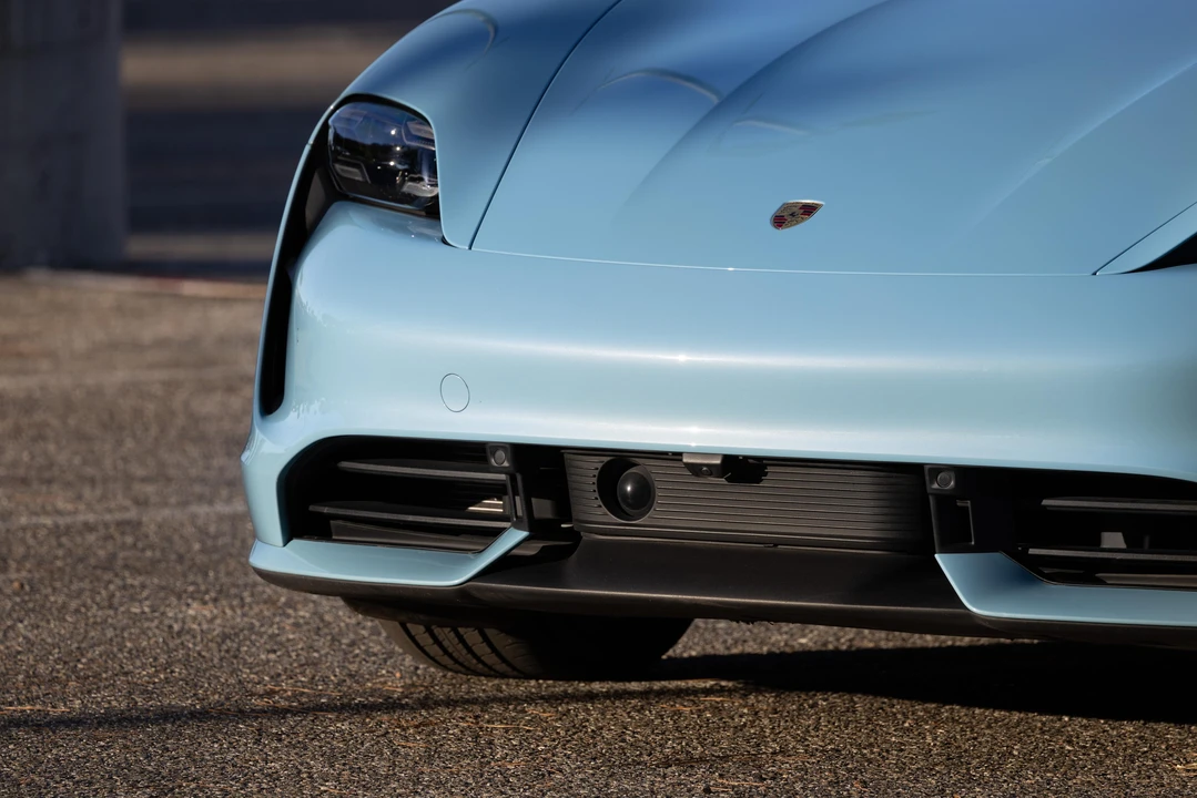 2020 Porsche Taycan Turbo - Image 26 of 31