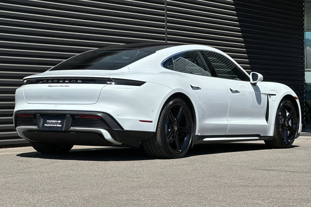 2020 Porsche Taycan Turbo - Image 8 of 21