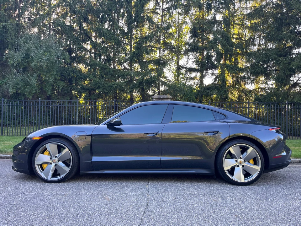 2020 Porsche Taycan Turbo - Image 14 of 31