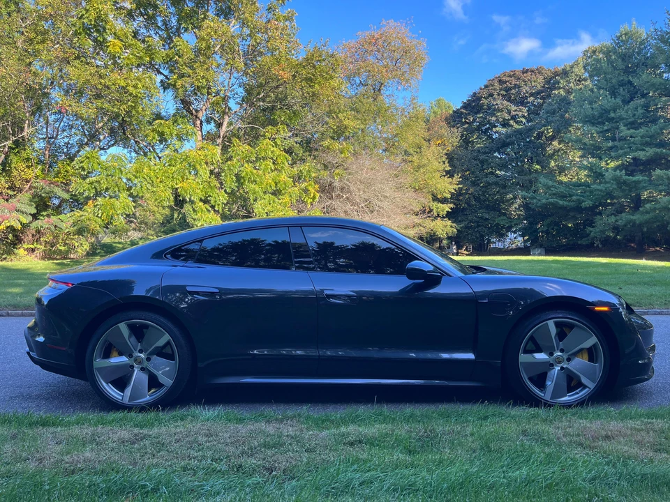 2020 Porsche Taycan Turbo - Image 27 of 31
