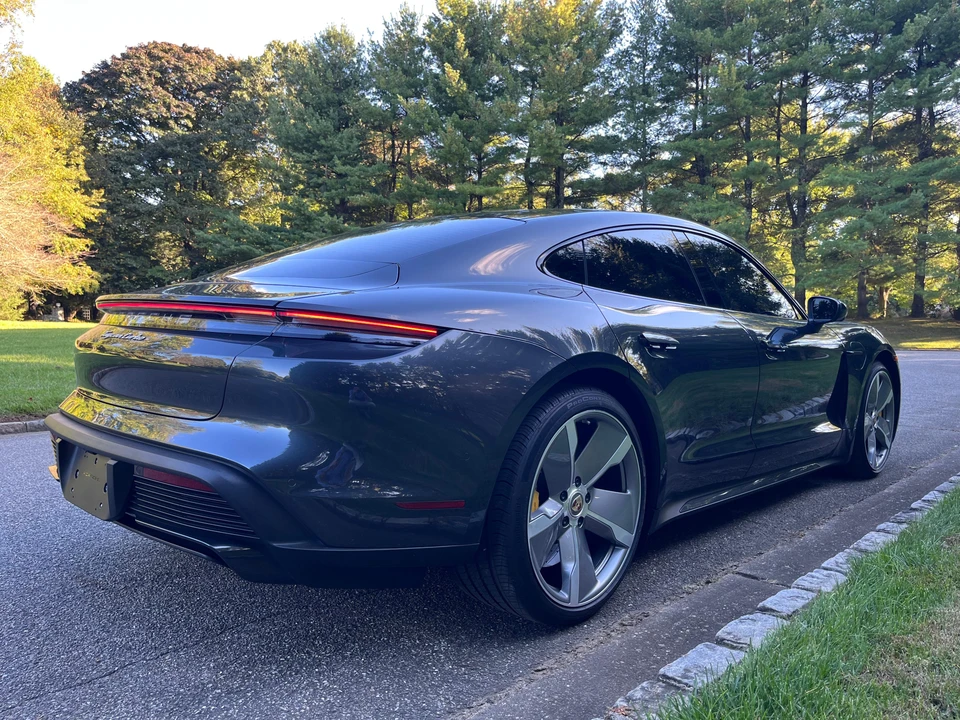 2020 Porsche Taycan Turbo - Image 25 of 31