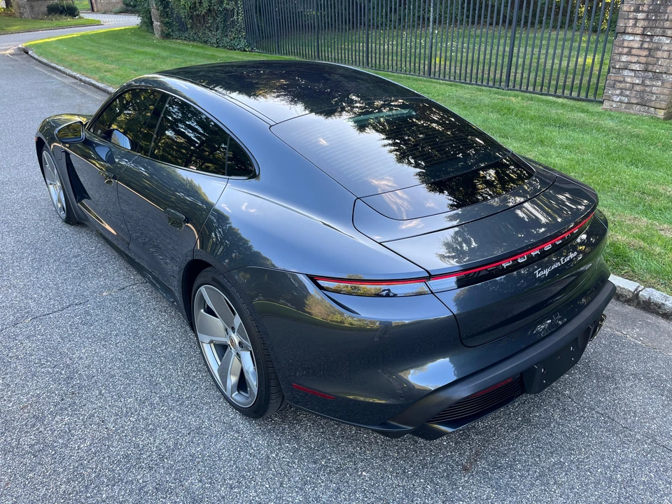 2020 Porsche Taycan Turbo - Image 19 of 31