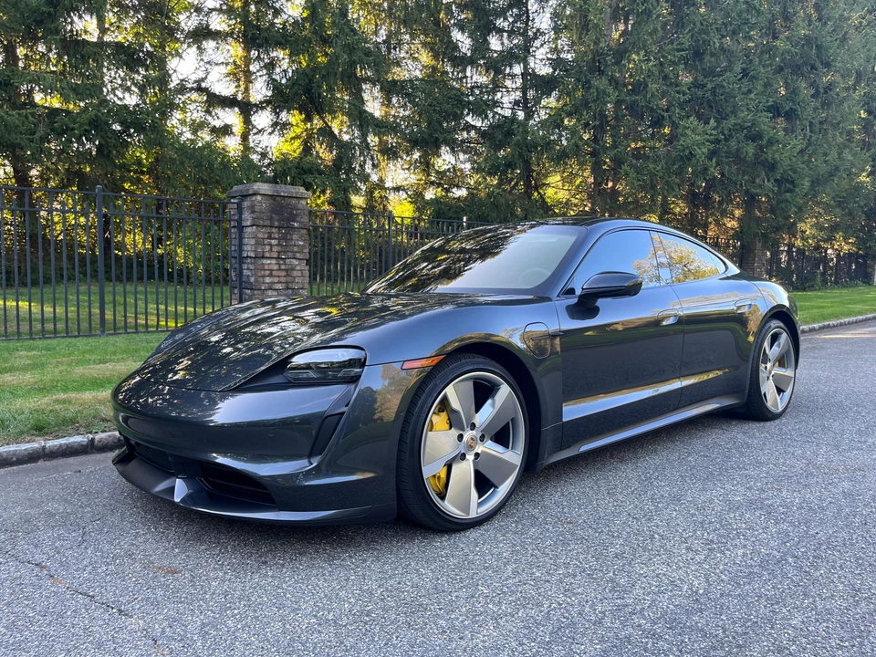 2020 Porsche Taycan Turbo - Image 12 of 31