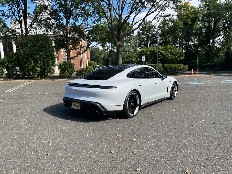 2020 Porsche Taycan Turbo - Image 22 of 31