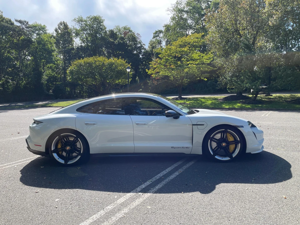 2020 Porsche Taycan Turbo - Image 25 of 31