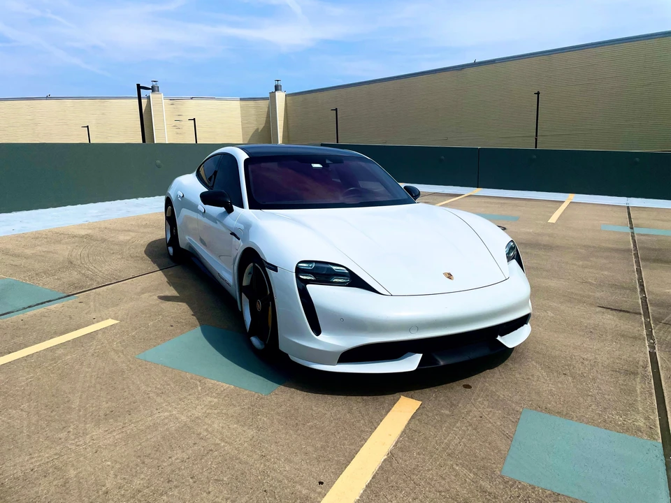 2020 Porsche Taycan Turbo - Image 27 of 31