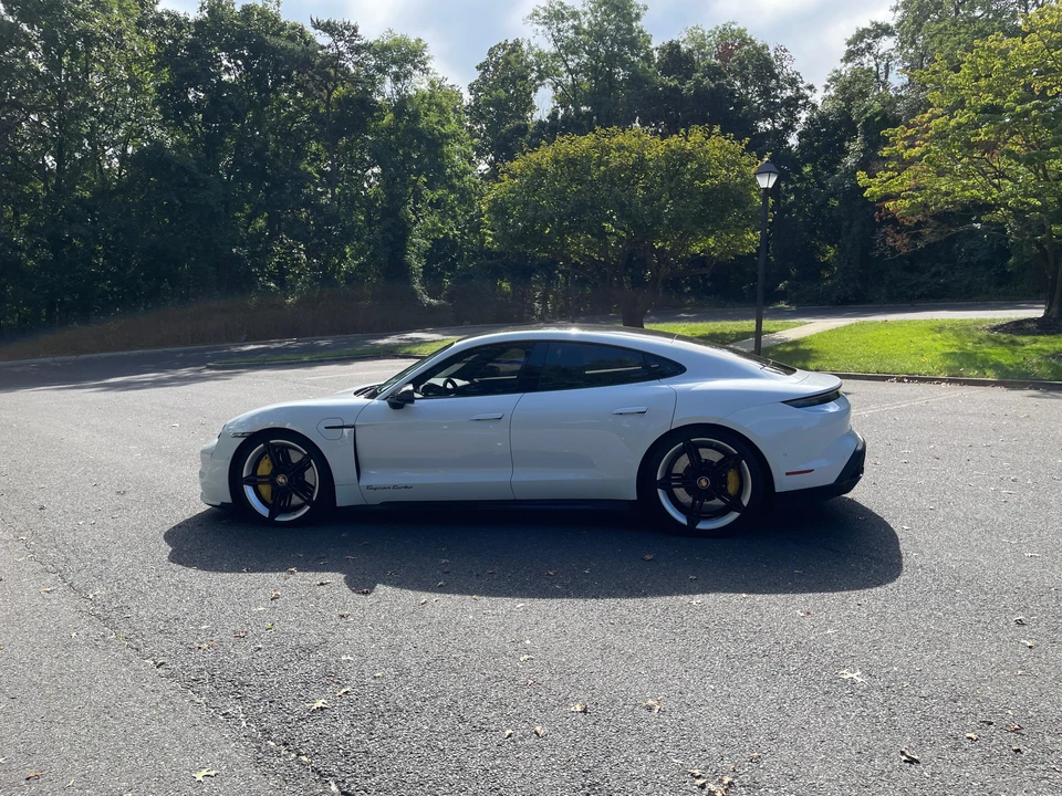 2020 Porsche Taycan Turbo - Image 14 of 31