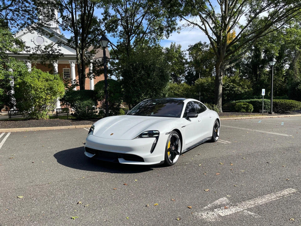 2020 Porsche Taycan Turbo - Image 11 of 31