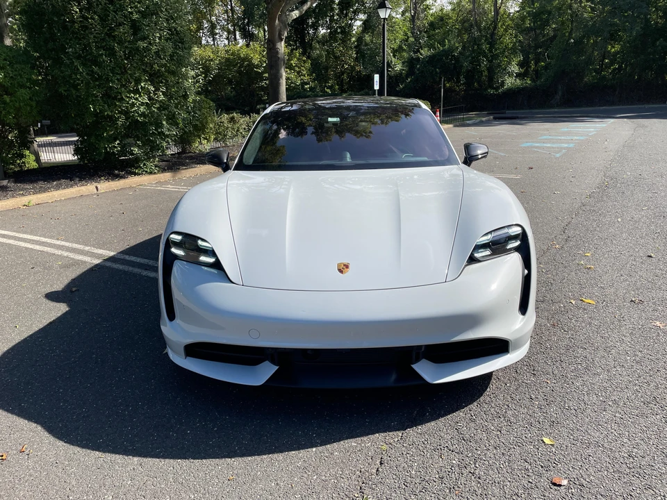 2020 Porsche Taycan Turbo - Image 7 of 31