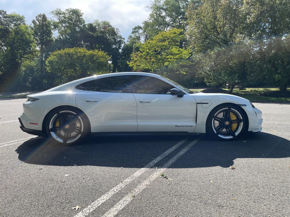 2020 Porsche Taycan Turbo - Image 23 of 31