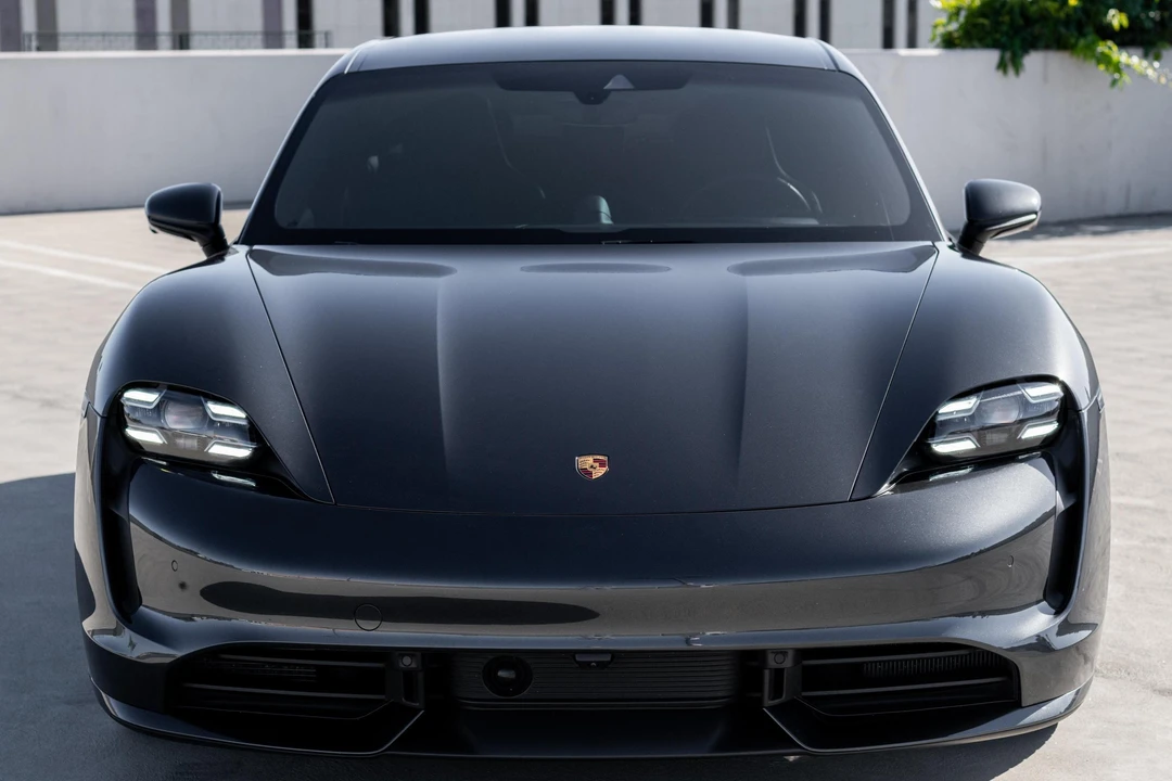 2020 Porsche Taycan Turbo - Image 2 of 31