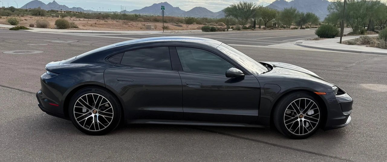 2020 Porsche Taycan Turbo - Image 14 of 31