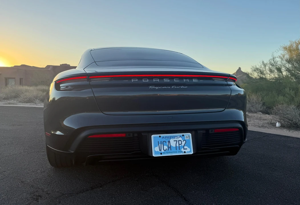 2020 Porsche Taycan Turbo - Image 6 of 31