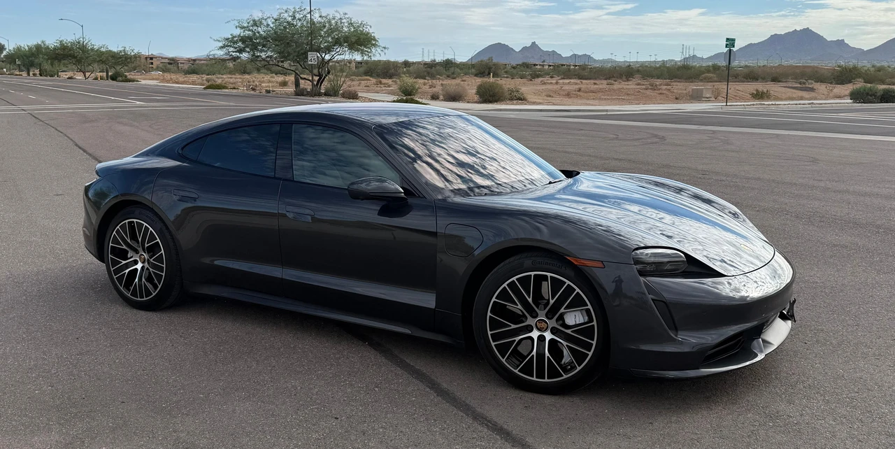 2020 Porsche Taycan Turbo - Image 15 of 31