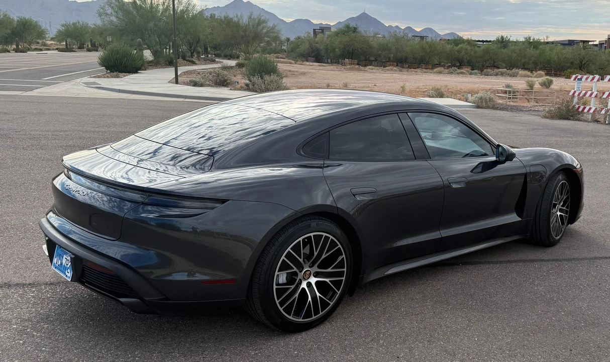 2020 Porsche Taycan Turbo - Image 13 of 31