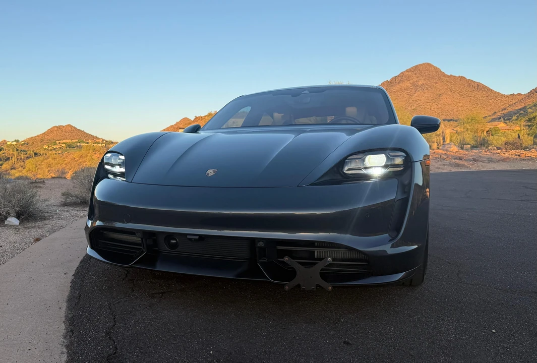 2020 Porsche Taycan Turbo - Image 8 of 31