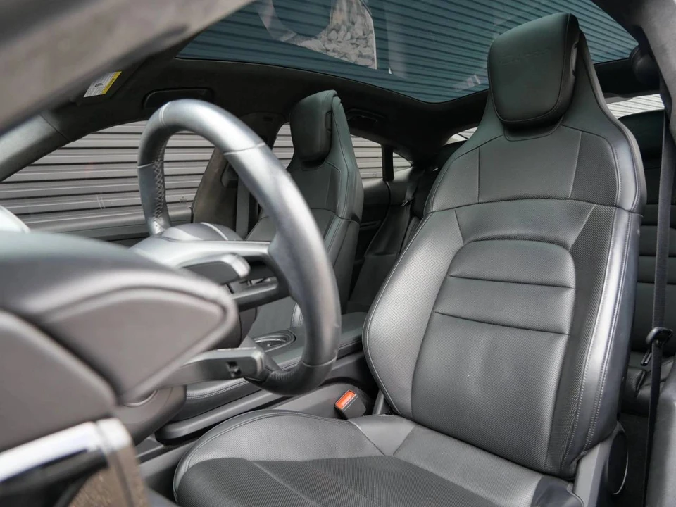 2020 Porsche Taycan Turbo - Image 5 of 5