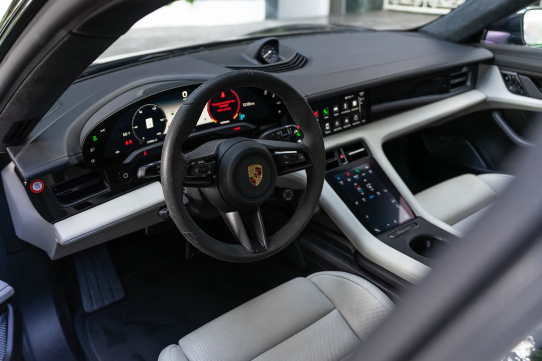 2020 Porsche Taycan Turbo - Image 5 of 11