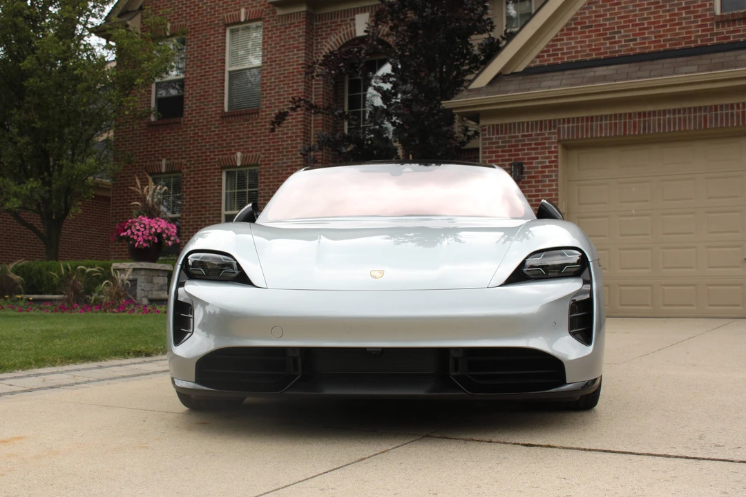 2020 Porsche Taycan Turbo - Image 7 of 31