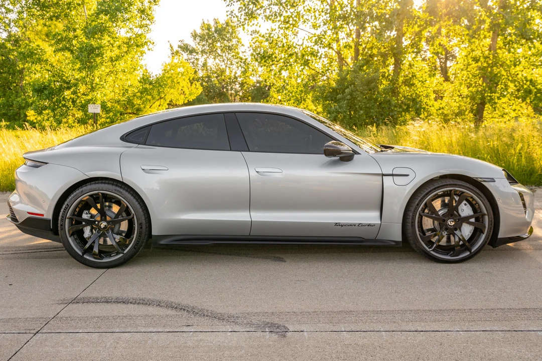 2020 Porsche Taycan Turbo - Image 3 of 31