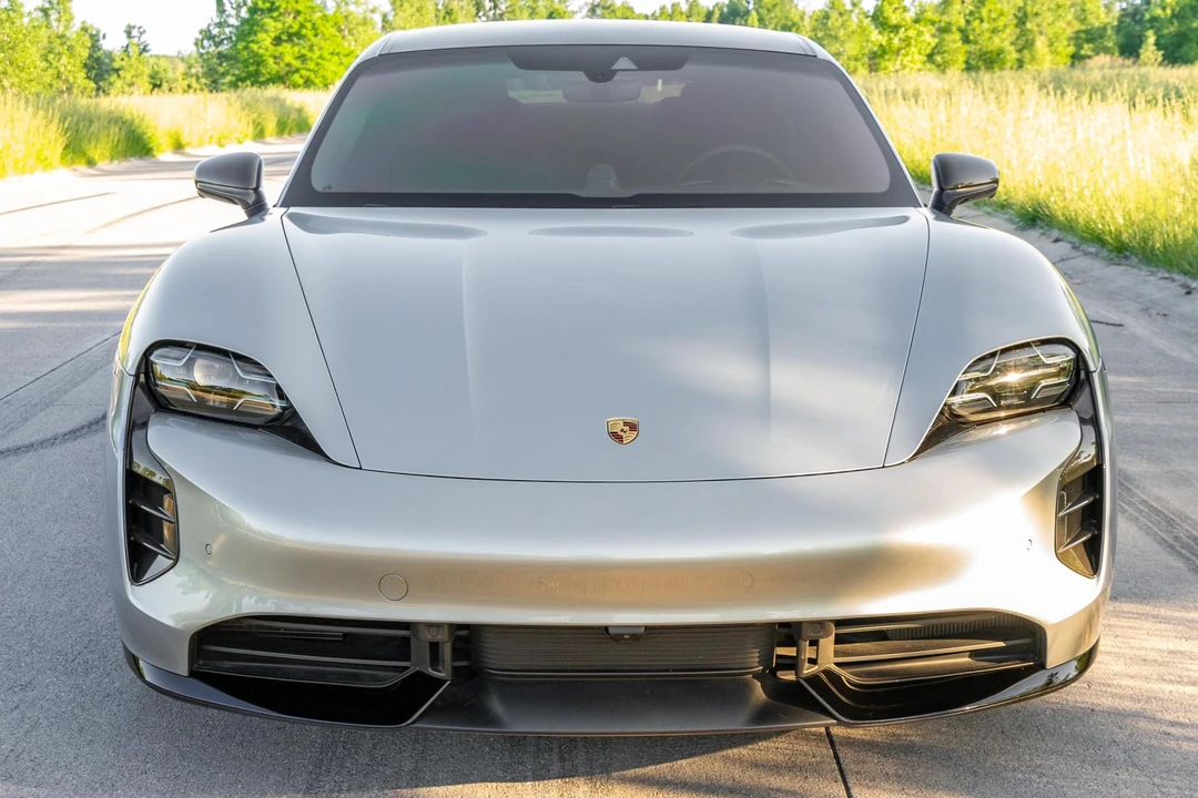 2020 Porsche Taycan Turbo - Image 2 of 31
