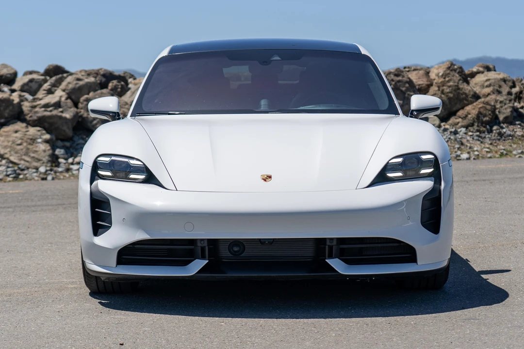 2020 Porsche Taycan Turbo - Image 2 of 31