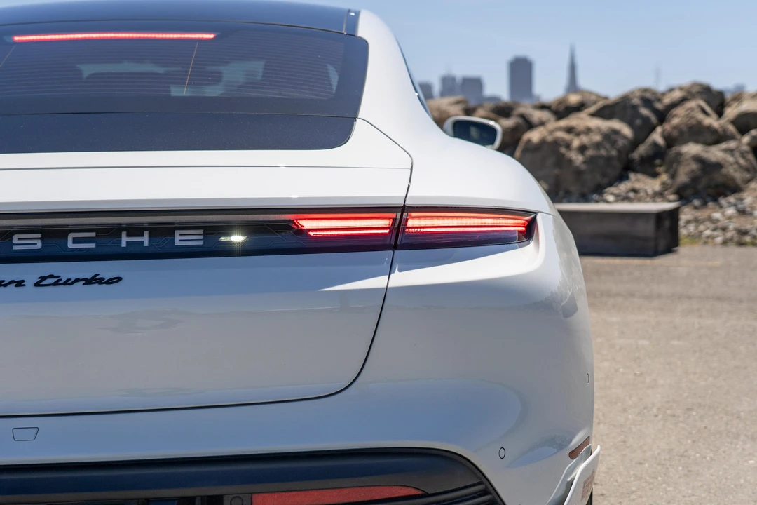 2020 Porsche Taycan Turbo - Image 20 of 31