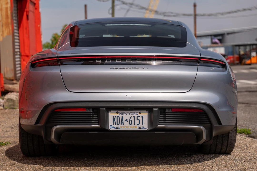 2020 Porsche Taycan Turbo - Image 5 of 31