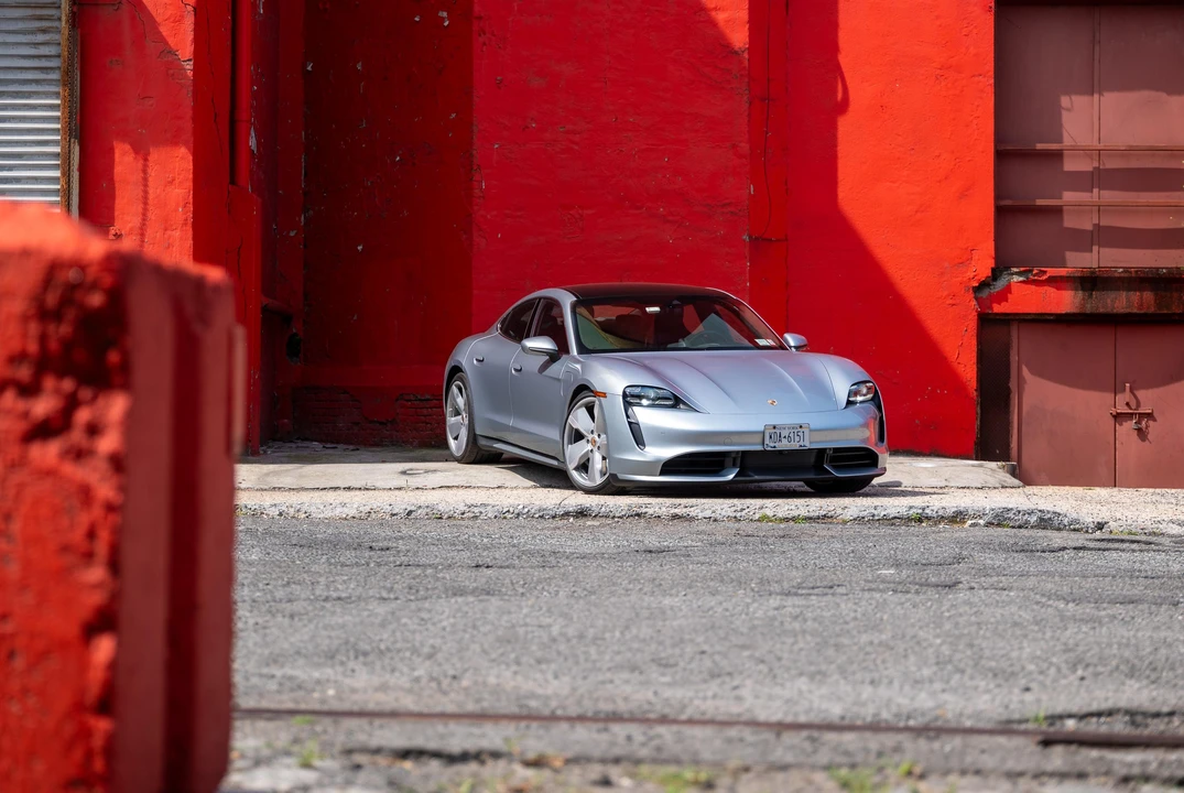 2020 Porsche Taycan Turbo - Image 21 of 31