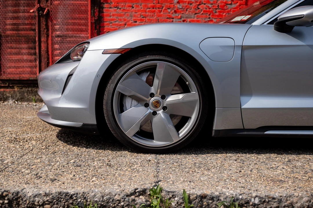 2020 Porsche Taycan Turbo - Image 29 of 31