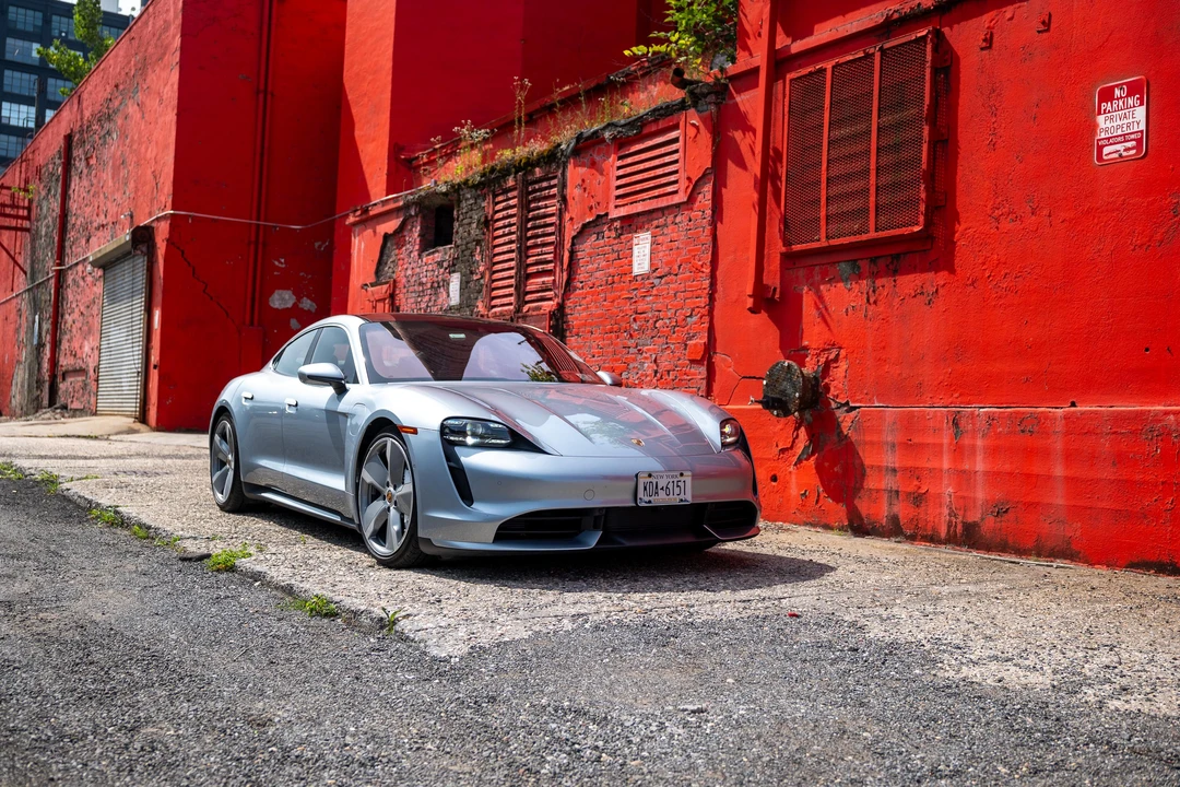2020 Porsche Taycan Turbo - Image 19 of 31