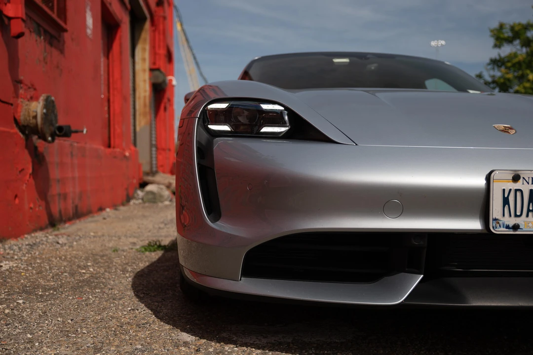 2020 Porsche Taycan Turbo - Image 23 of 31