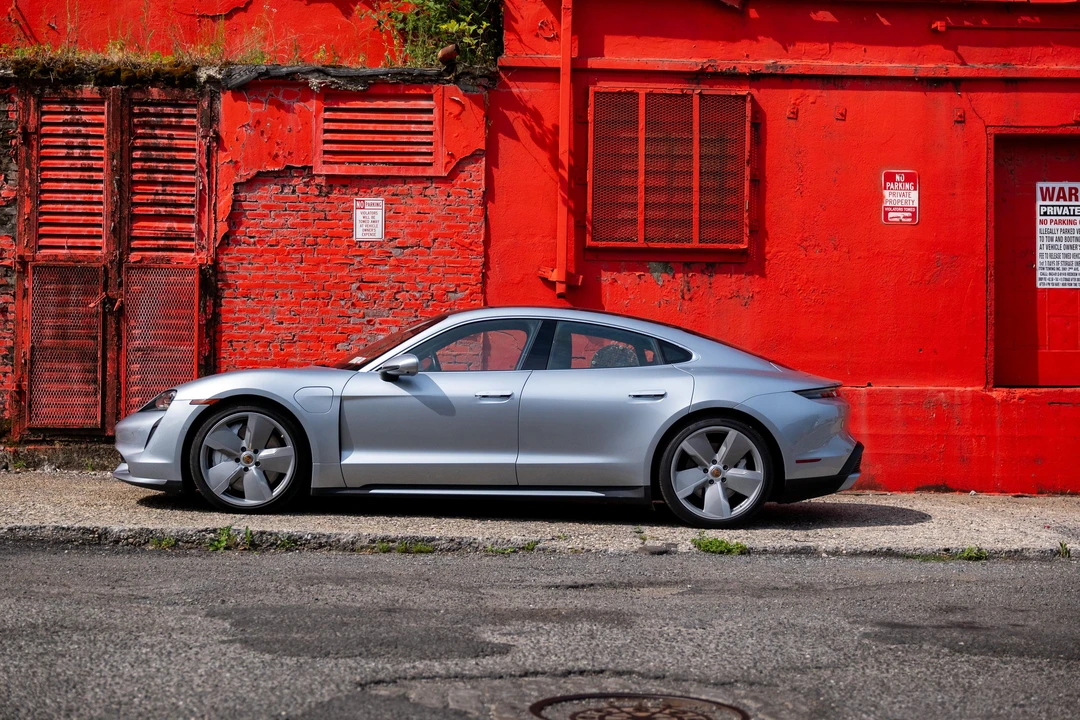2020 Porsche Taycan Turbo - Image 8 of 31