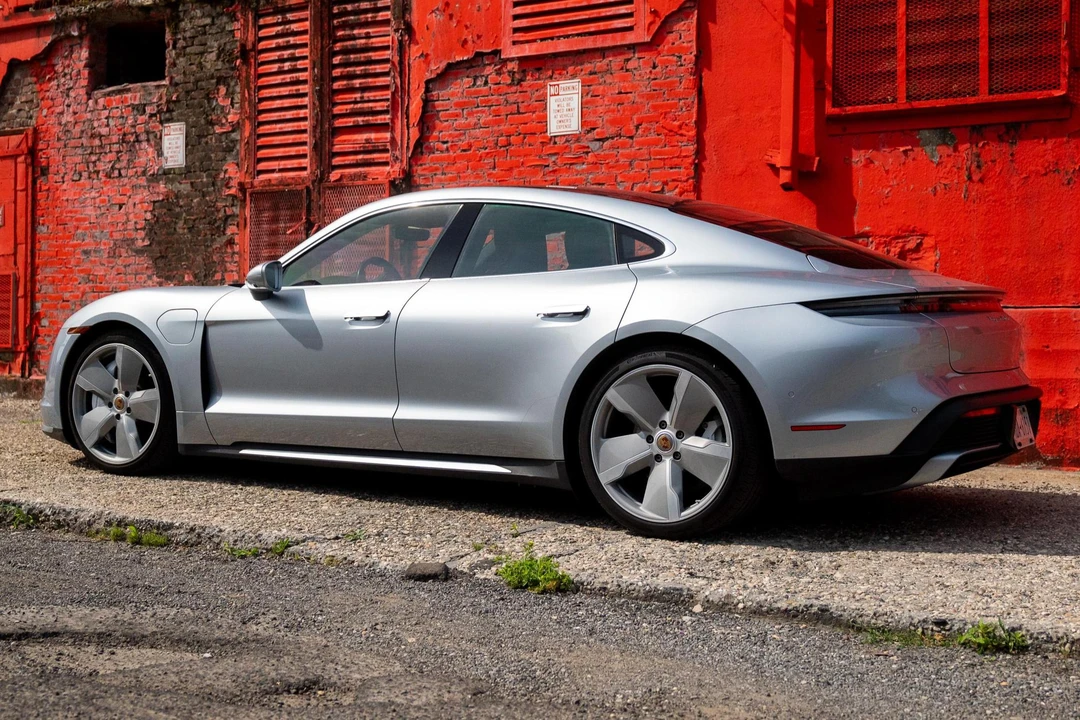 2020 Porsche Taycan Turbo - Image 4 of 31