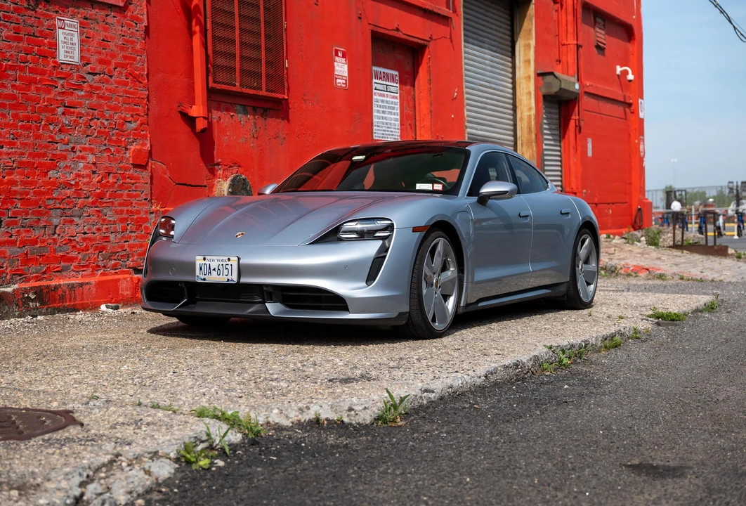 2020 Porsche Taycan Turbo - Image 6 of 31