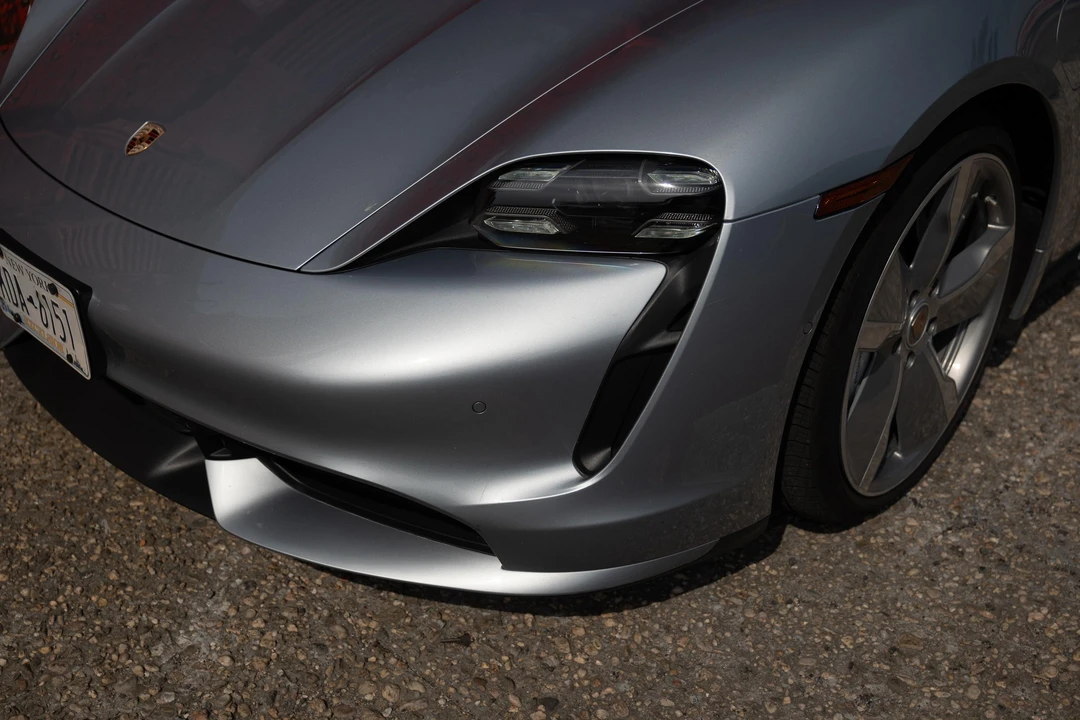 2020 Porsche Taycan Turbo - Image 28 of 31