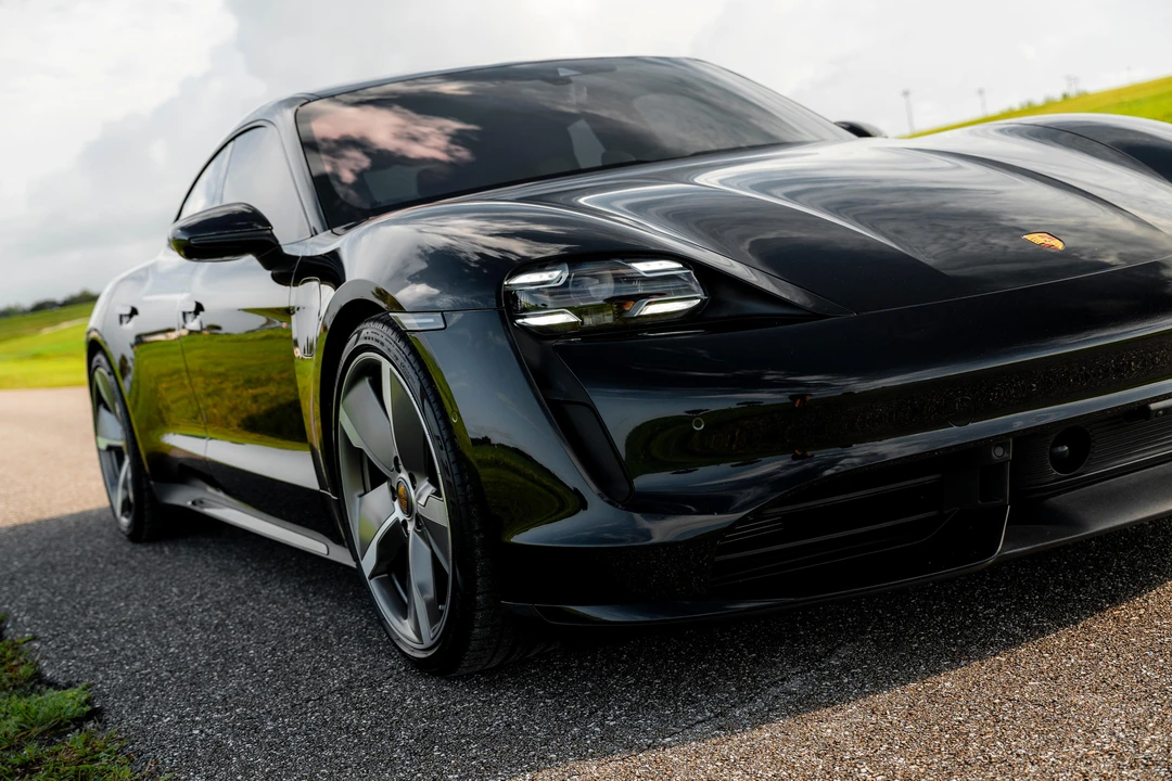 2020 Porsche Taycan Turbo - Image 19 of 31