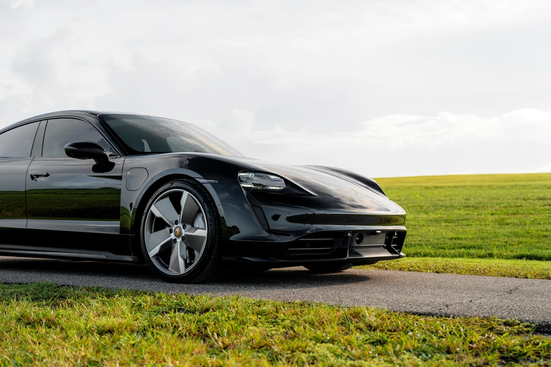 2020 Porsche Taycan Turbo - Image 16 of 31