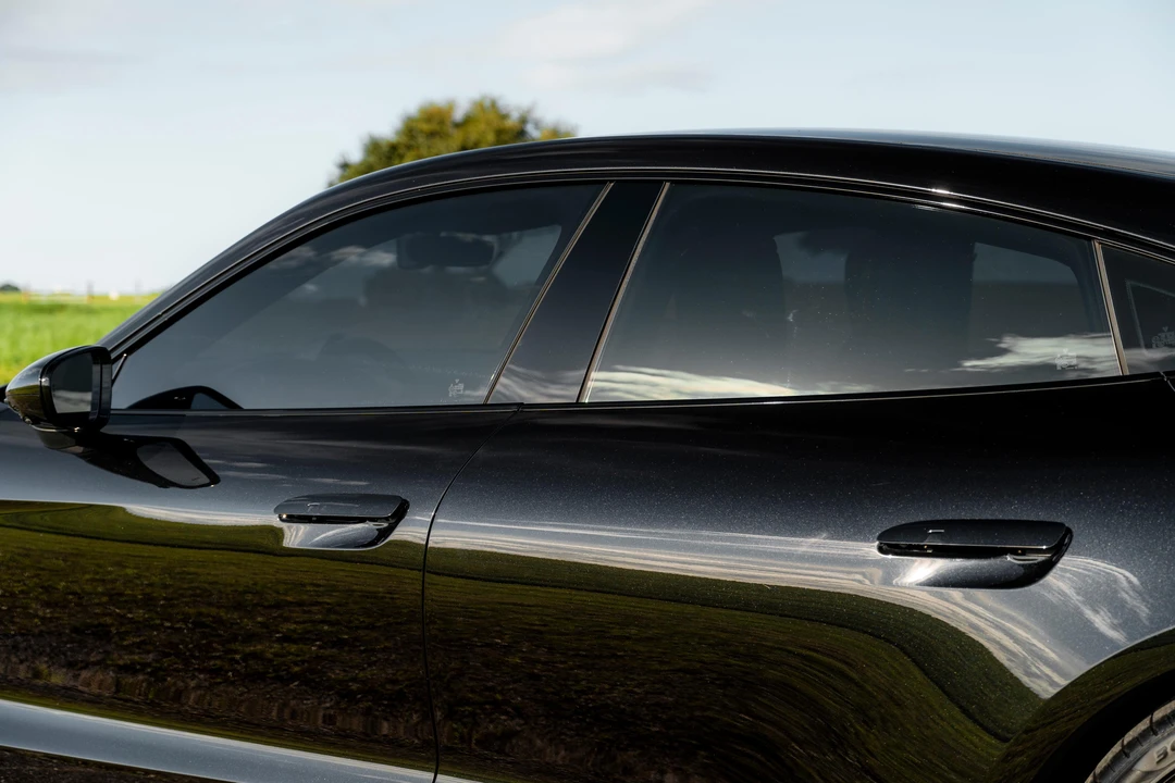 2020 Porsche Taycan Turbo - Image 27 of 31