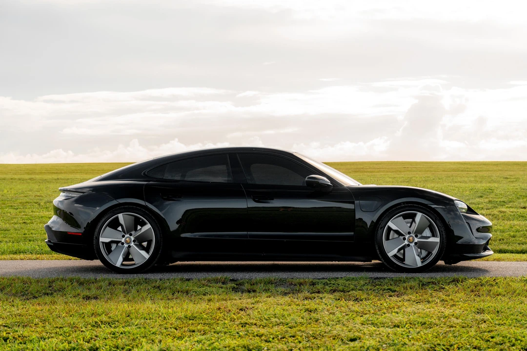 2020 Porsche Taycan Turbo - Image 10 of 31