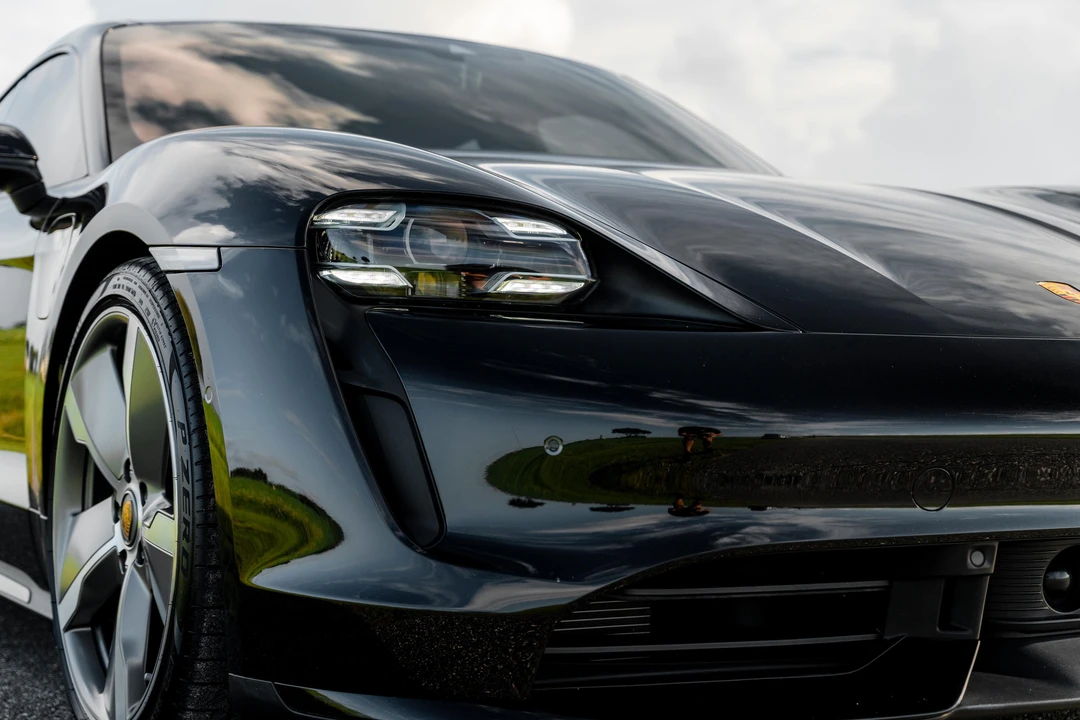 2020 Porsche Taycan Turbo - Image 22 of 31