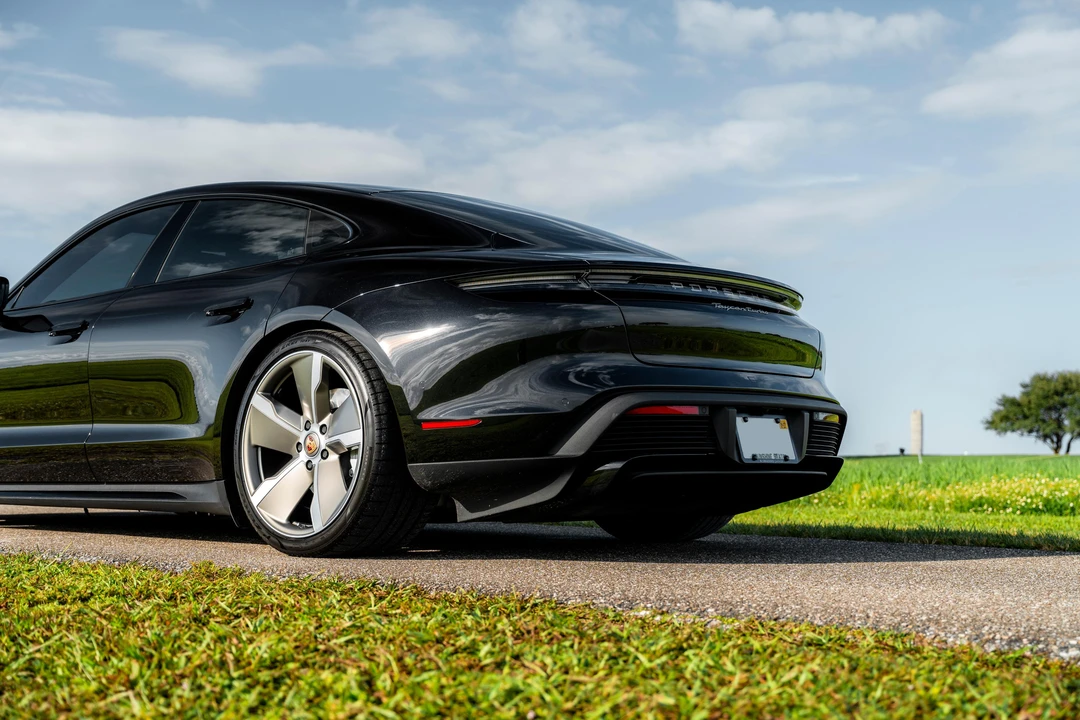 2020 Porsche Taycan Turbo - Image 29 of 31