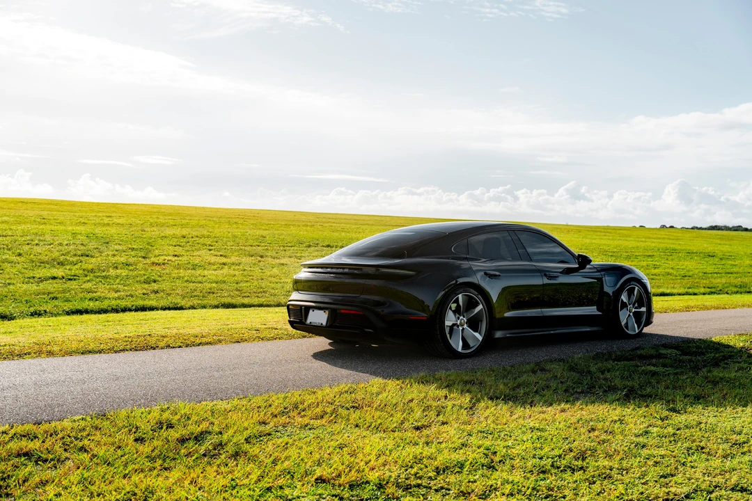 2020 Porsche Taycan Turbo - Image 9 of 31